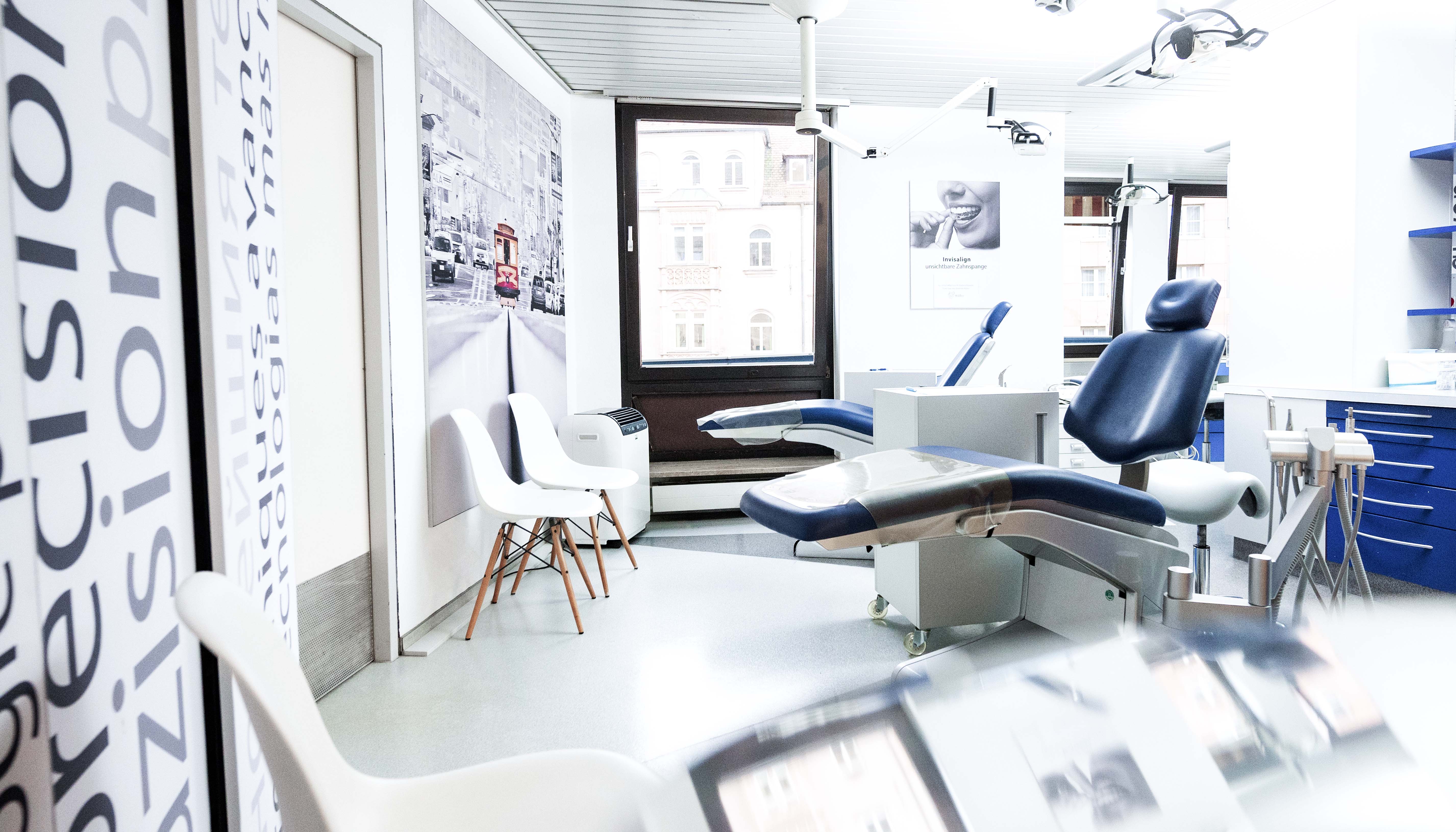 kieferorthopaedie-mueller-behandlungsraum-nürnberg-web